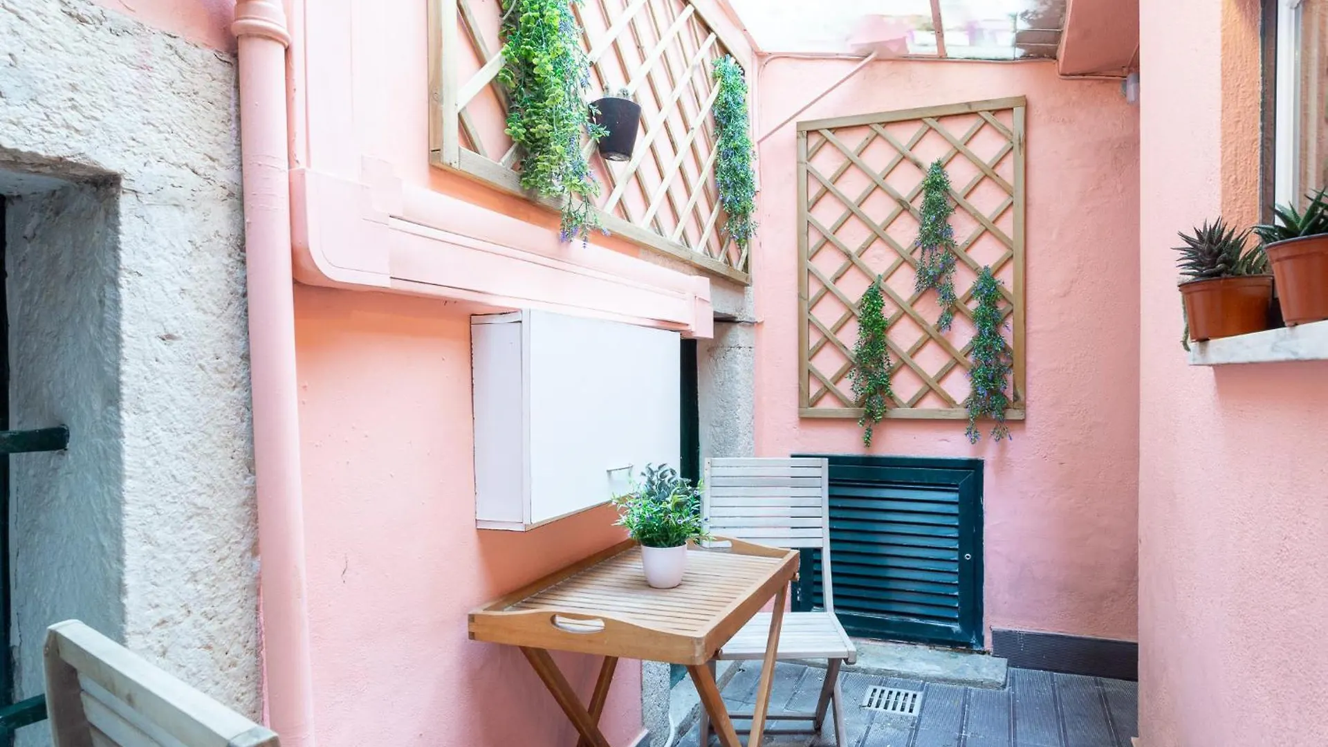 Camoes Lounge Apartment W/Courtyard Lisboa