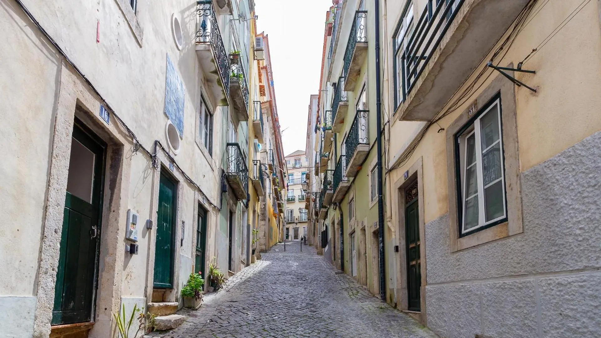 Camoes Lounge Apartment W/Courtyard Lisboa